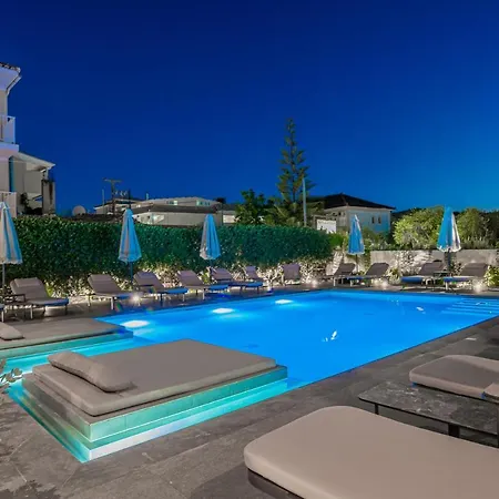 Apartament Dannas Boutique & *