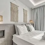 Dannas Boutique & * Tsilivi (Zakynthos)
