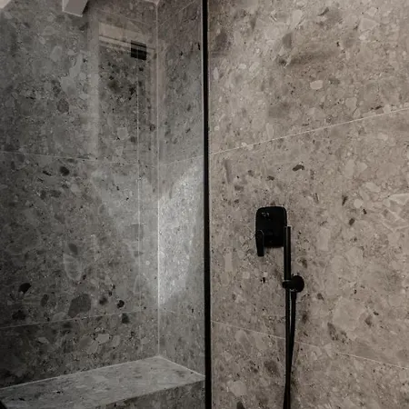 Dannas Boutique & Tsilivi (Zakynthos)